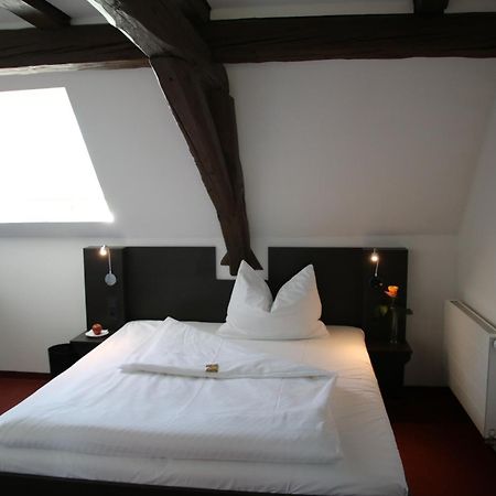 Hotel & Restaurant Ochsen Мерклинген Экстерьер фото